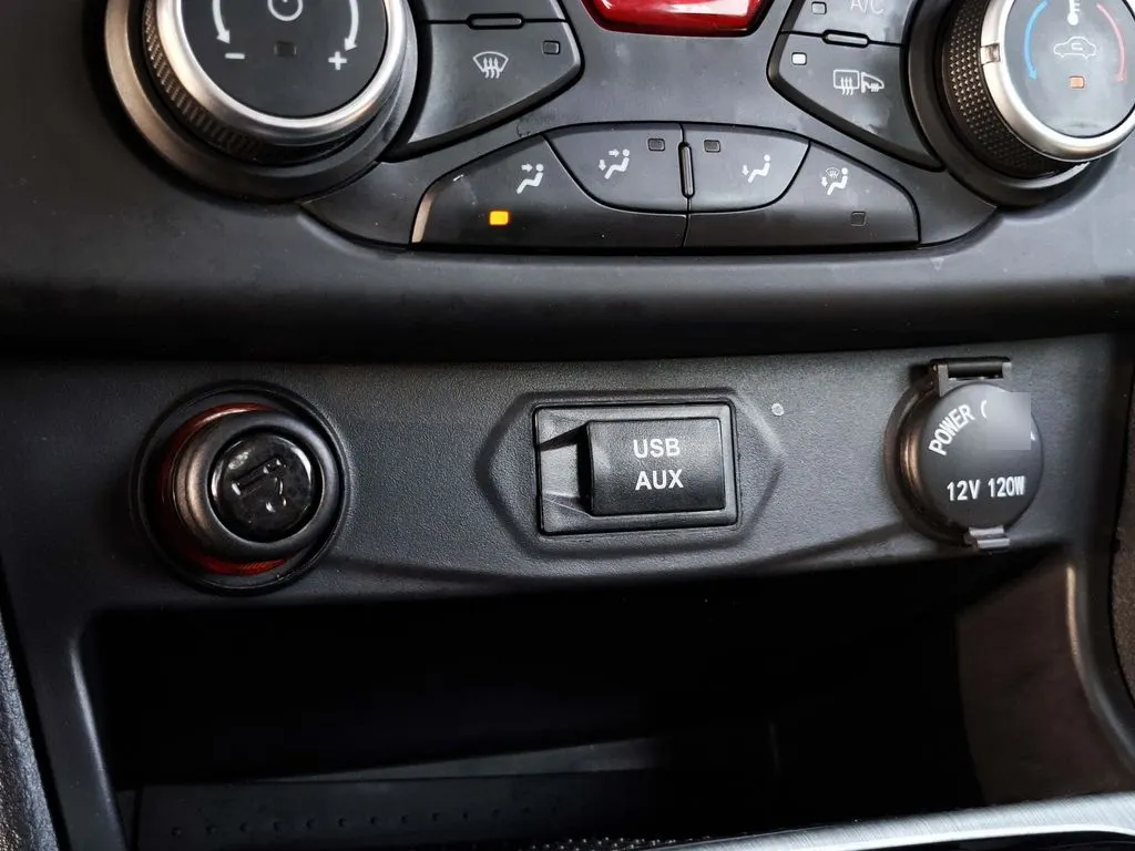ZX Auto Terralord 2.5 Dlx Mt 4x2 año 2022