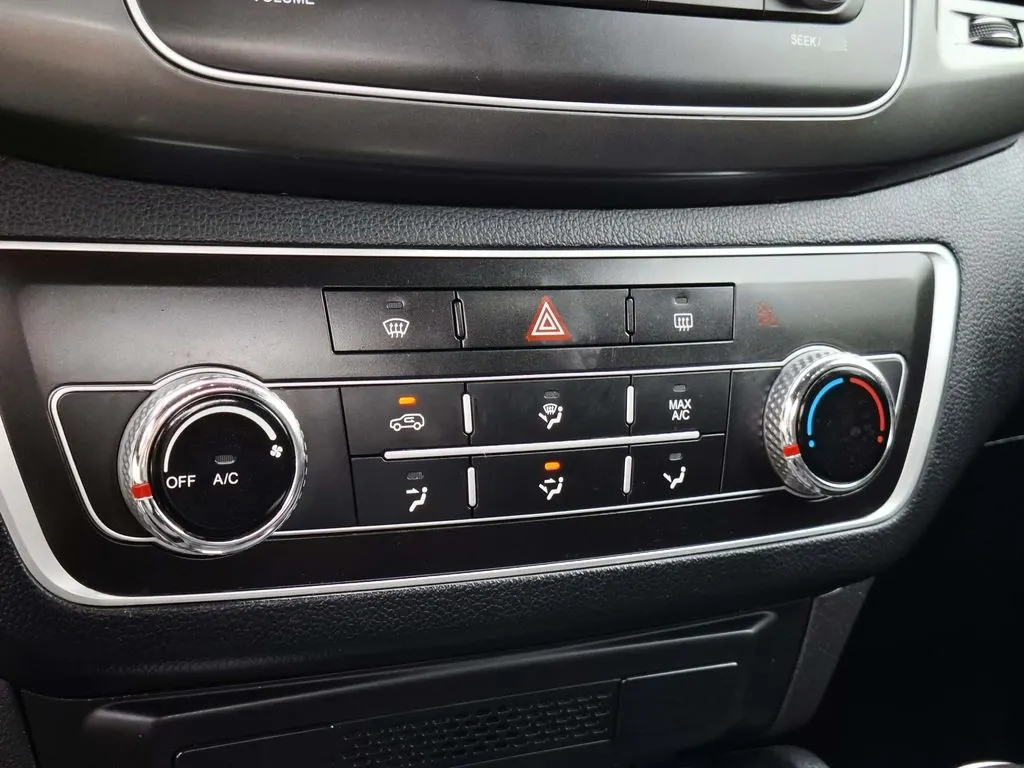 Ssangyong Musso 2.2 4x2 Mt año 2024