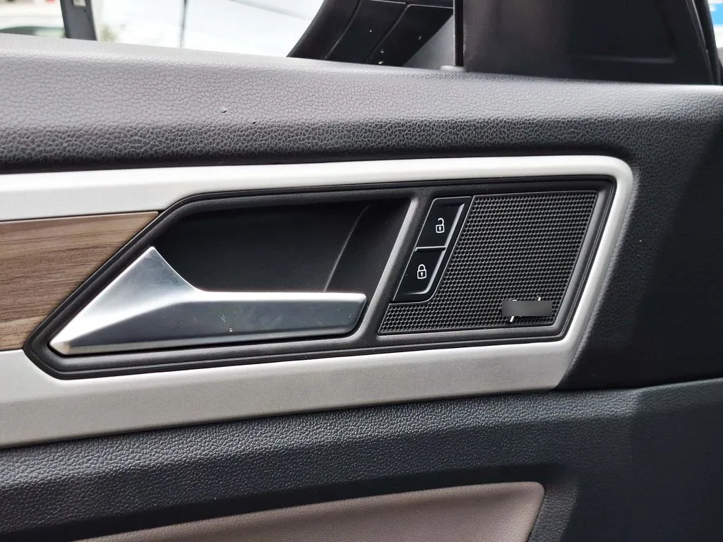 Volkswagen Atlas 3.6 Limited 4 Motion año 2024