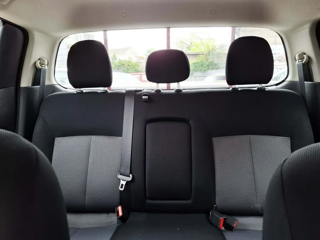 Mitsubishi L200 2.4 Katana Cr 4x2 Mt año 2022