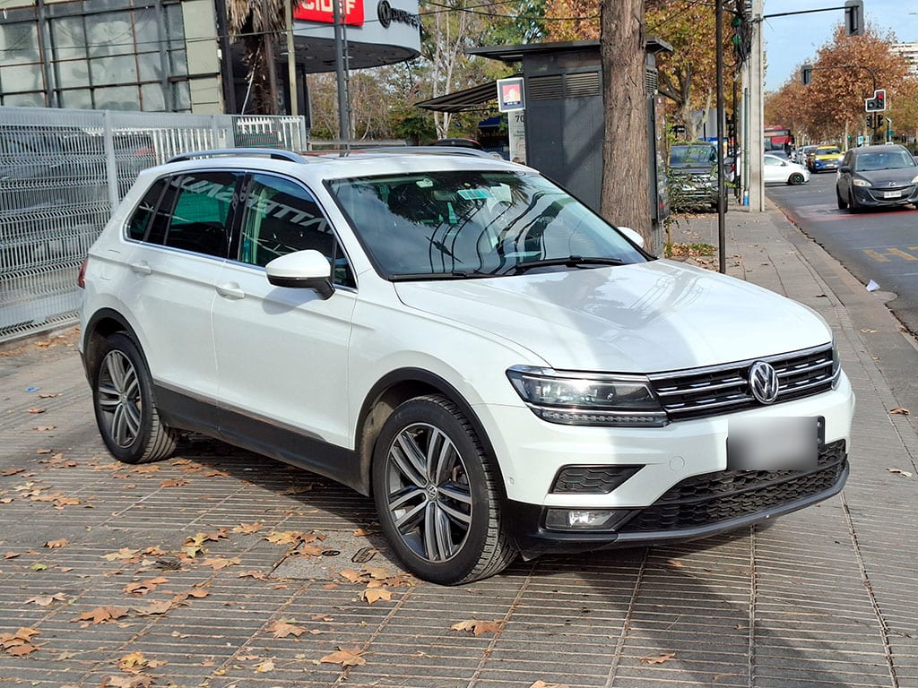 Volkswagen Tiguan Tiguan Sport 2.0 Tfsi 4m año 2020