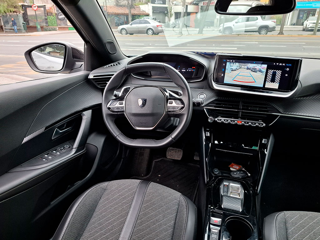 Peugeot 2008 1.5 Allure Bluehdi año 2025