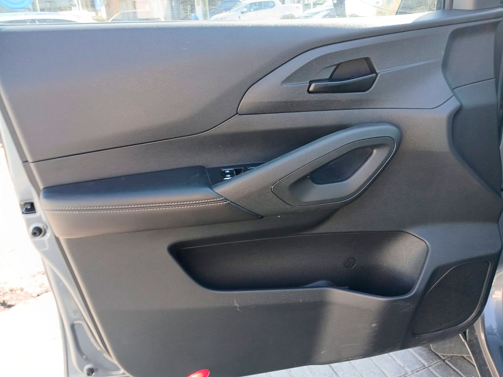 Peugeot Landtrek Landtrek Active Hdi 4x2 Mt año 2023