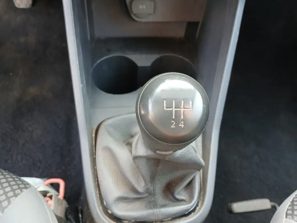 Volkswagen Saveiro Saveiro 1.6 Mt Cab Ext Confortline año 2023