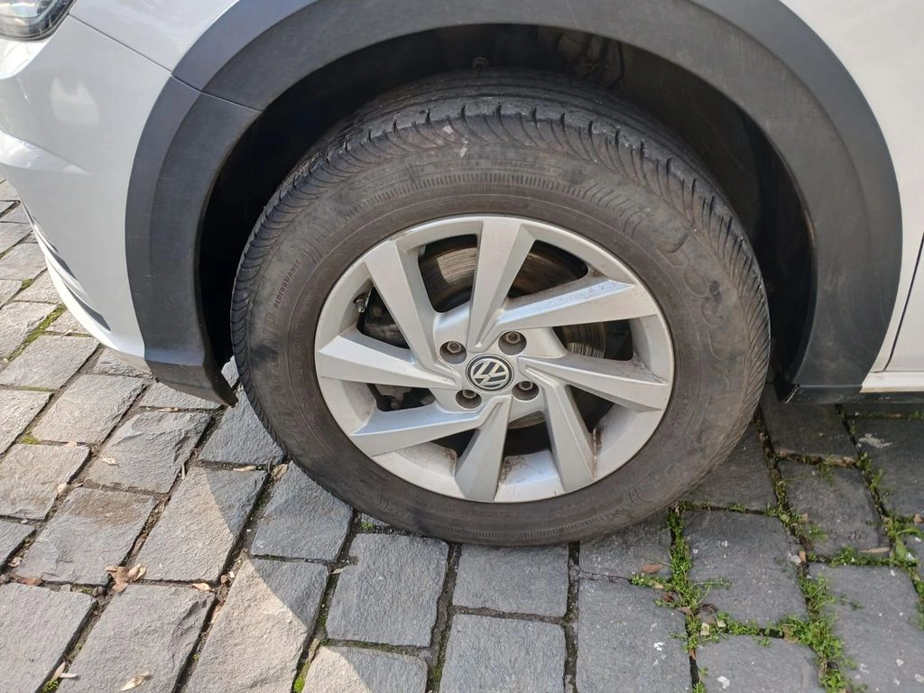 Volkswagen Saveiro Saveiro 1.6 Mt Cab Ext Confortline año 2023
