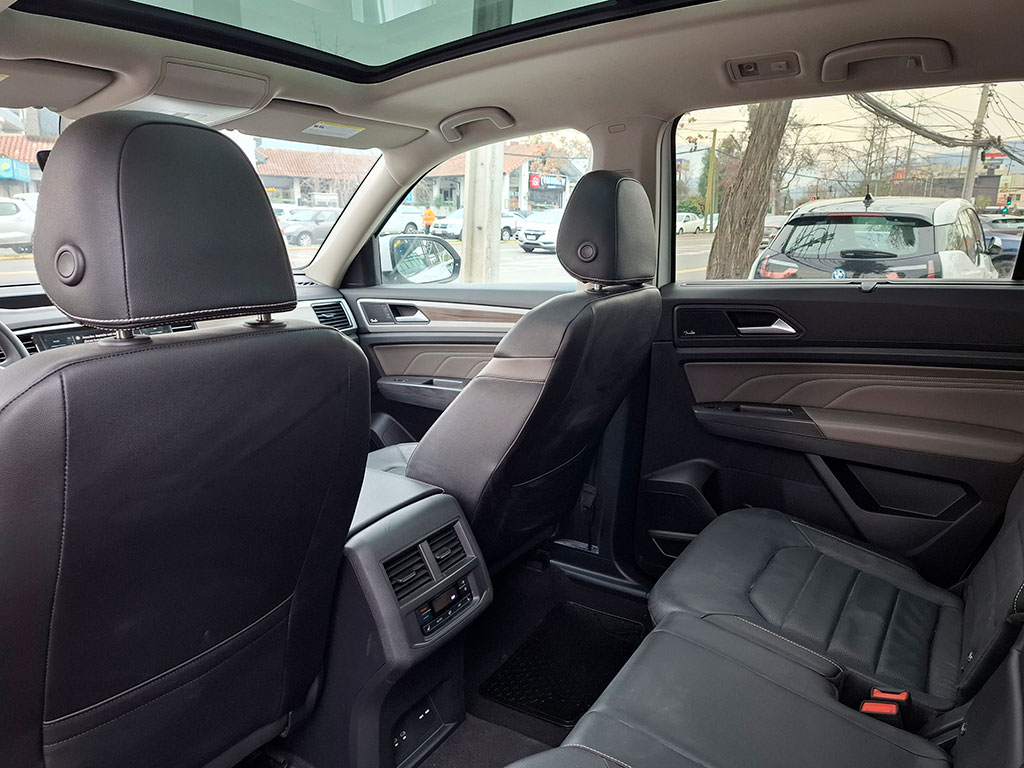 Volkswagen Atlas 3.6 Limited 4x4 7 Pasajeros año 2024