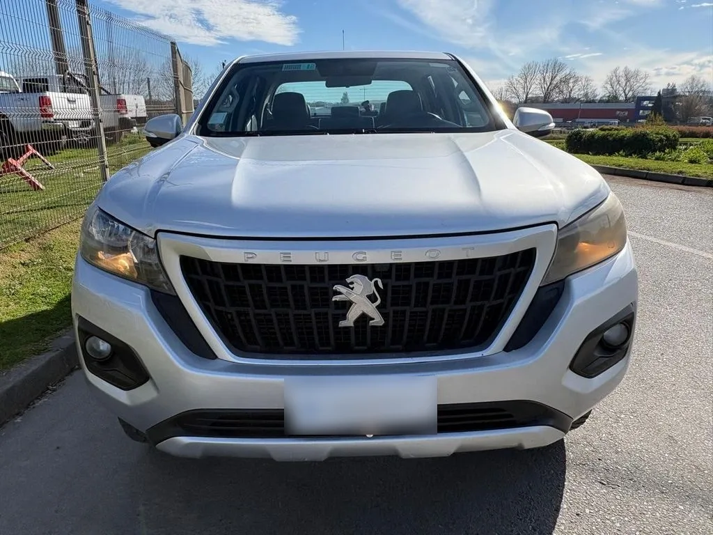 Peugeot Landtrek 1.9 4x4 Mt año 2023