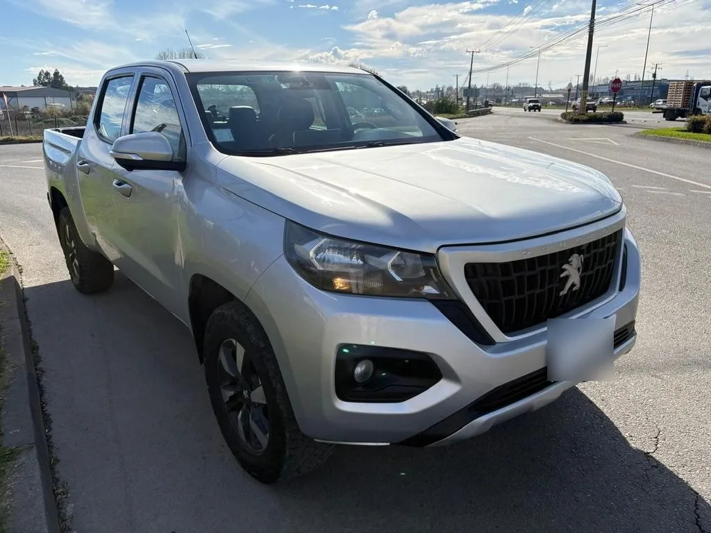 Peugeot Landtrek 1.9 4x4 Mt año 2023