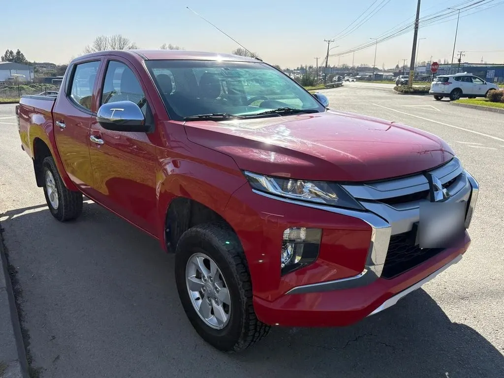 Mitsubishi L200 Katana Cr 4x2 año 2022