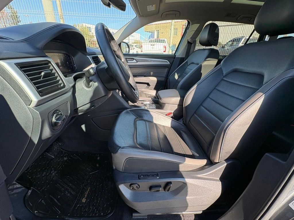 Volkswagen Atlas Limited 4motion año 2024