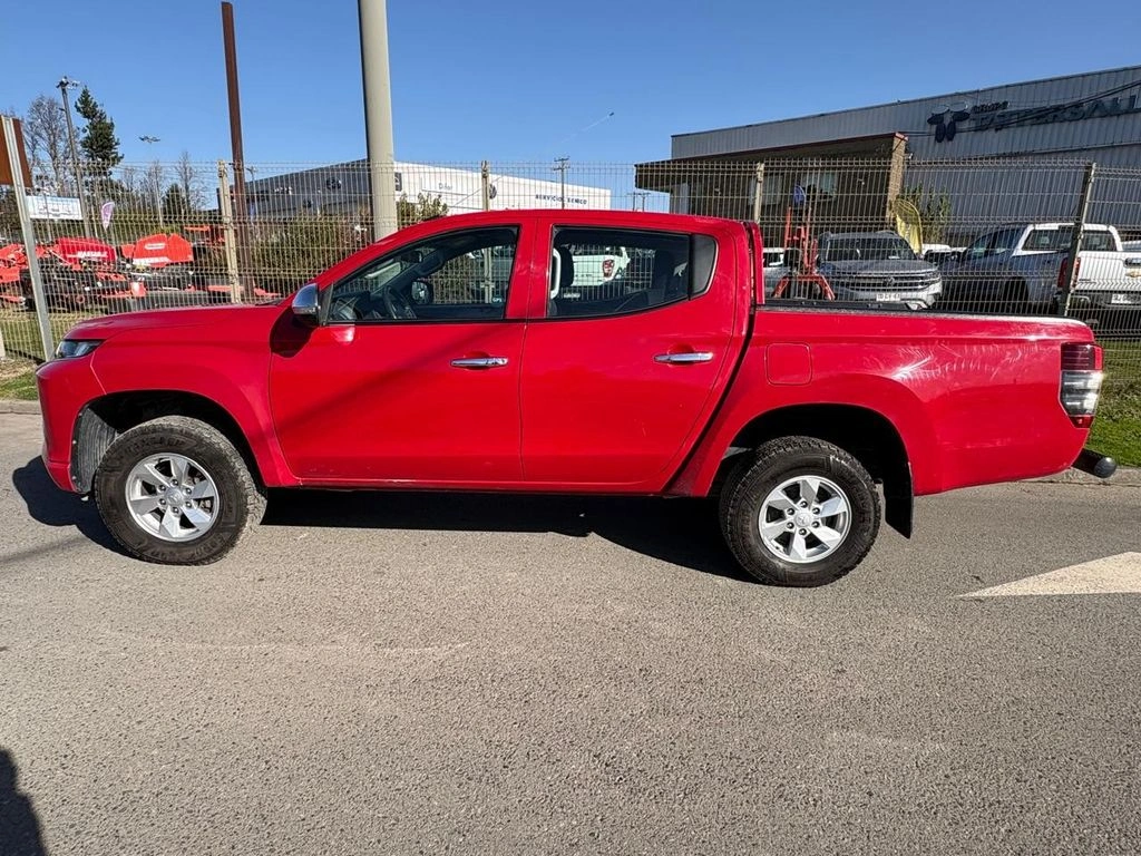 Mitsubishi L200 Katana Cr 4x2 año 2022