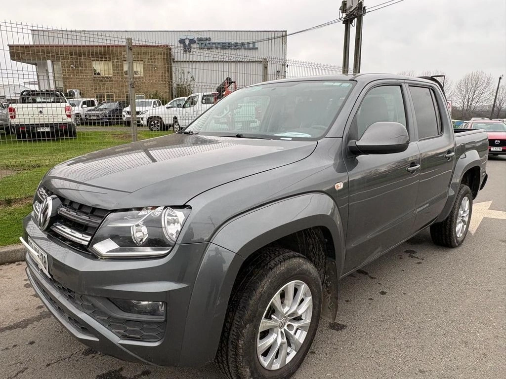 Volkswagen Amarok Trendline 4x2 Mt año 2023