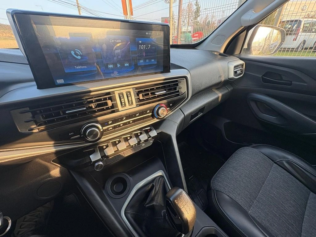 Peugeot Landtrek 1.9 4x2 Mt año 2023