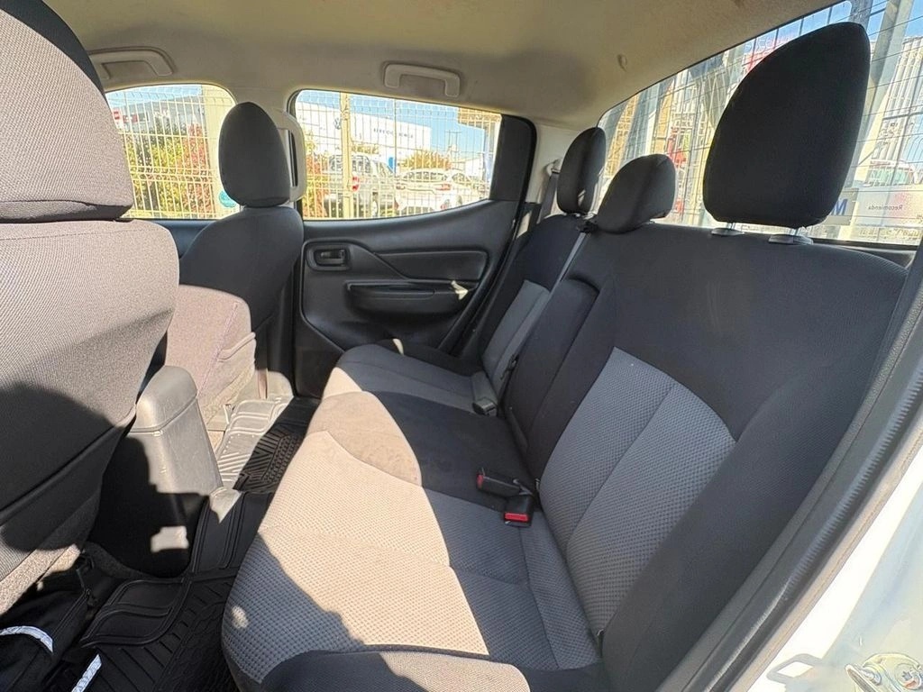 Mitsubishi L200 Katana Cr 4x2 año 2023