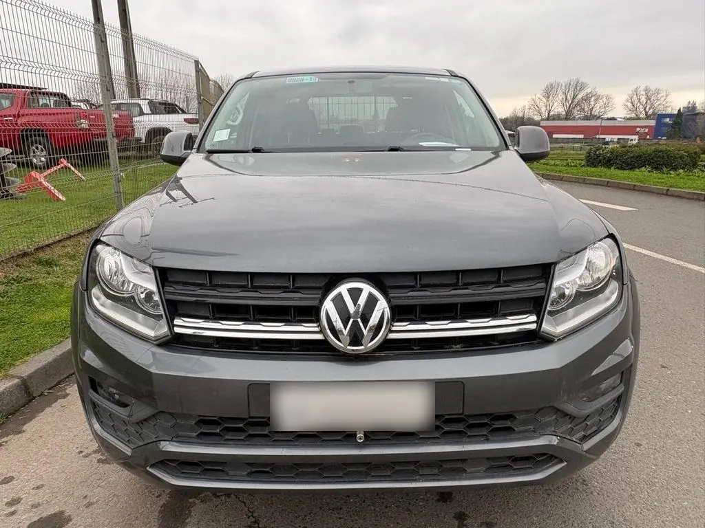 Volkswagen Amarok Trendline 4x2 Mt año 2023