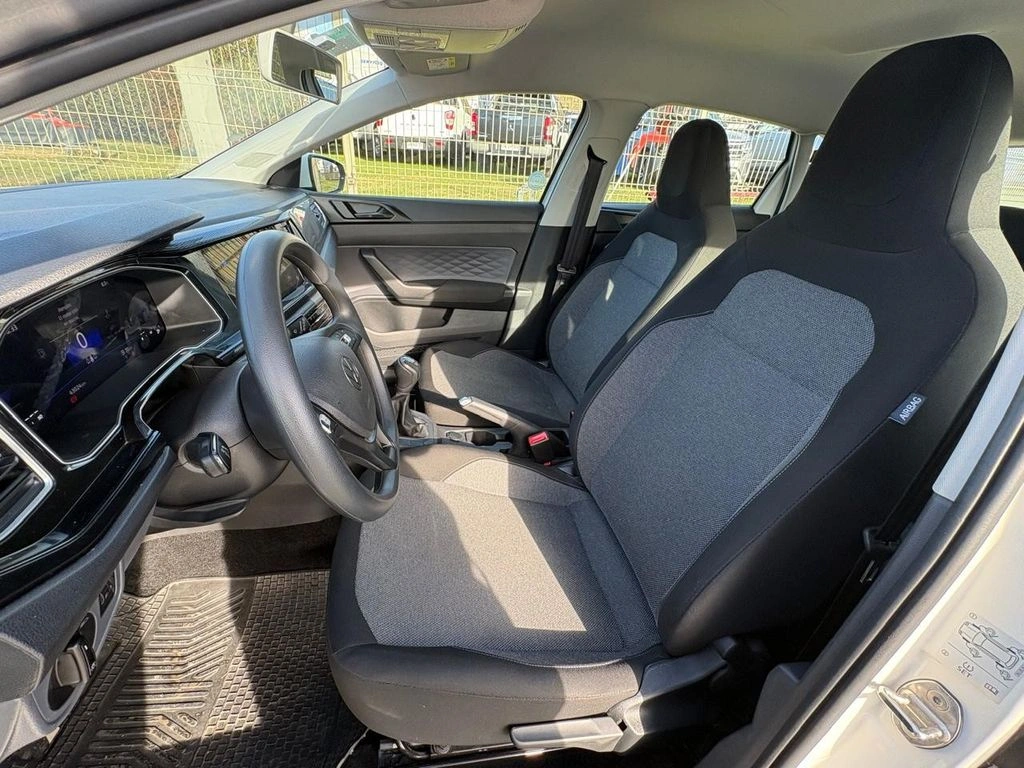 Volkswagen Polo Pa 1.6 T/m año 2025