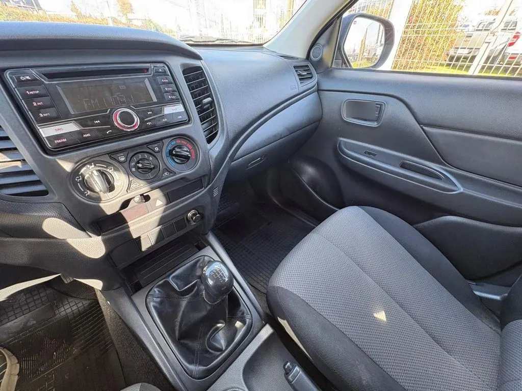 Mitsubishi L200 Katana Cr 4x2 año 2022