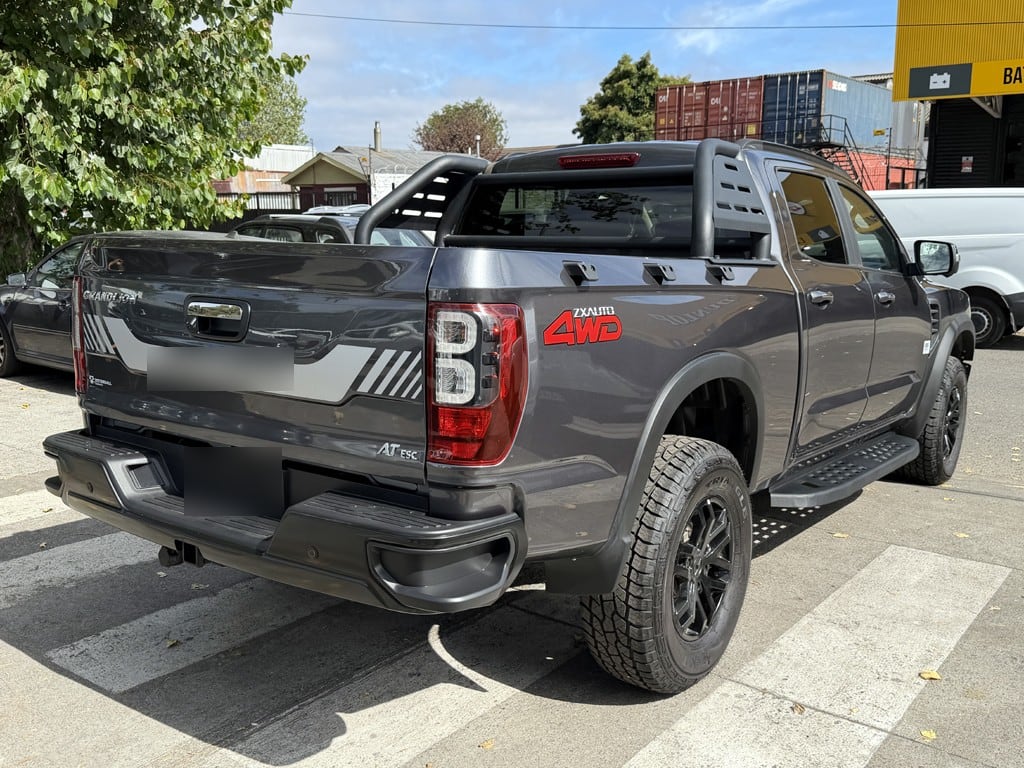 ZX Auto Grand Lion Grand Lion Cabina Doble Lux Xl Diese L4x4 At 2.3 año 2026