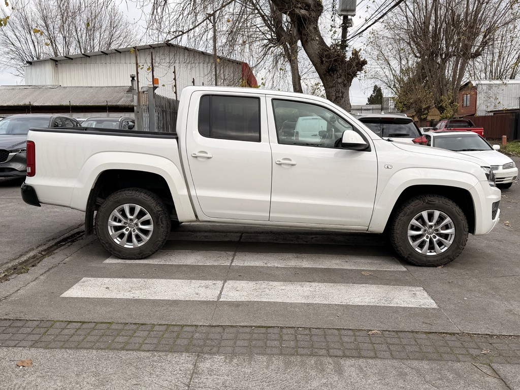 Volkswagen Amarok 2.0 Trendline 4x4 Mt año 2023
