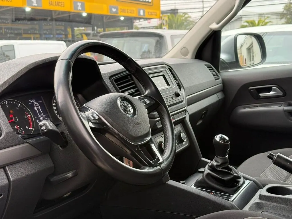 Volkswagen Amarok 2.0 Trendline 4x4 Mt año 2023