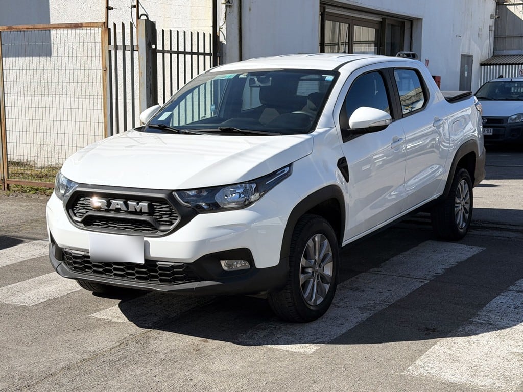 Ram 700 Bighorn Dcab 1.3 año 2024