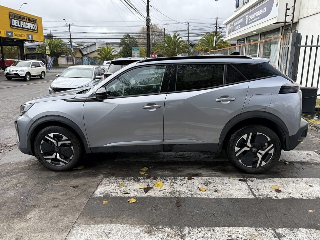 Peugeot 2008 1.5 Allure Pack Diesel At año 2025
