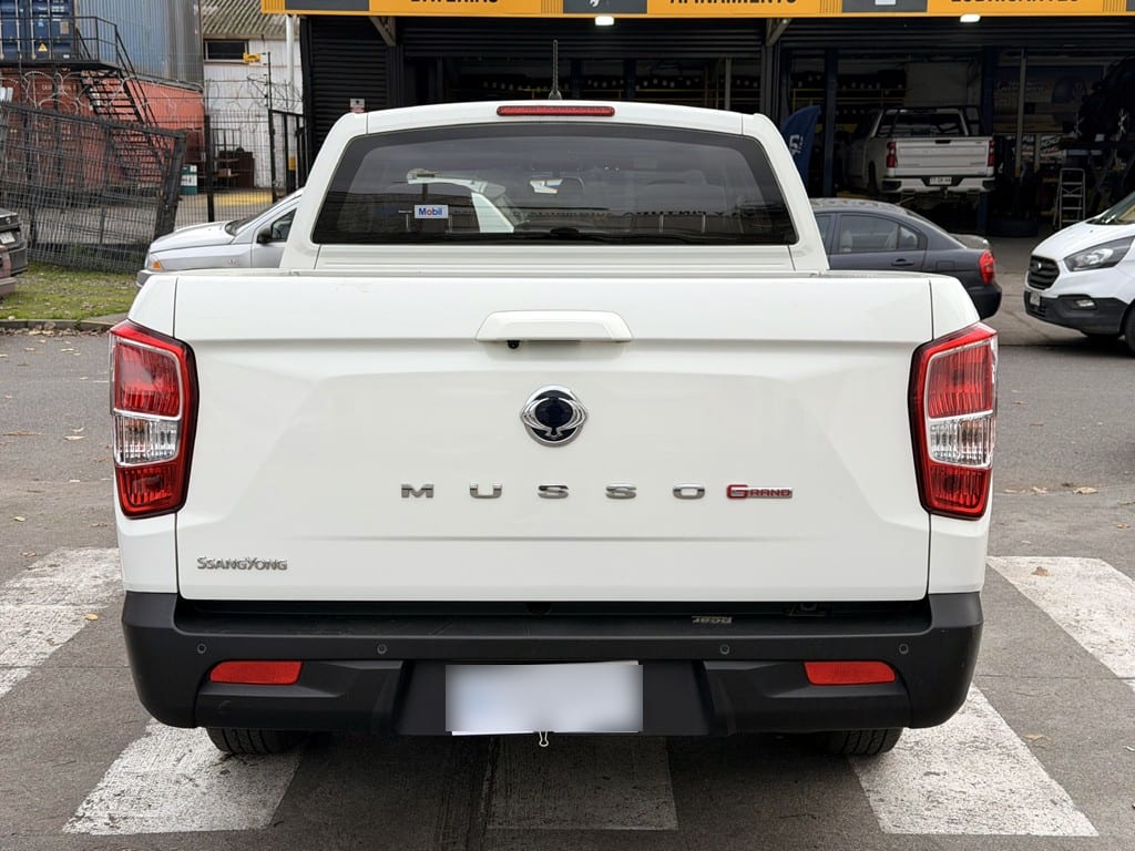 Ssangyong Musso 2.2 4x2 At año 2025