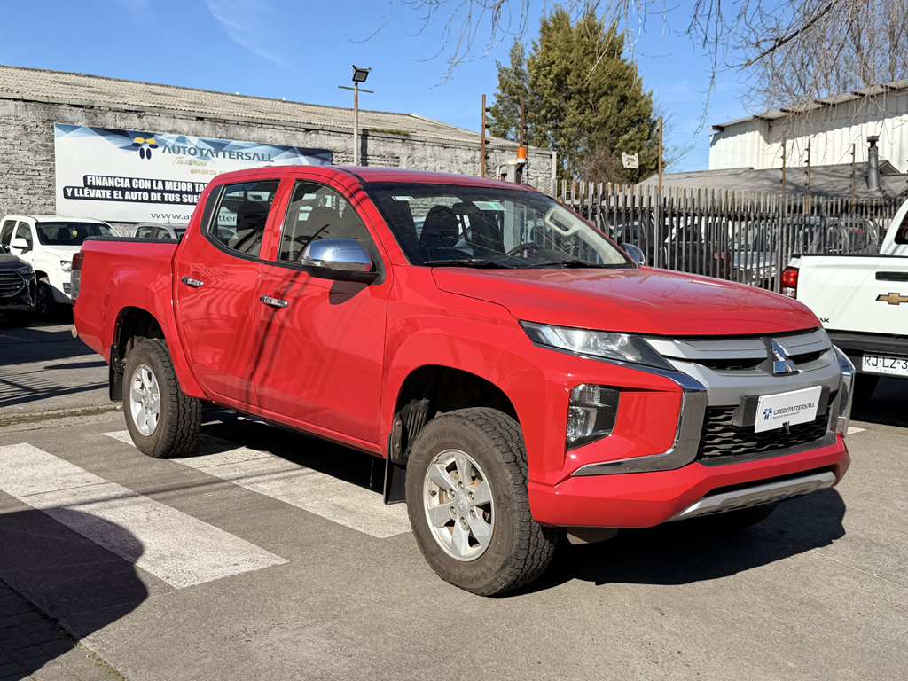 Mitsubishi L200 Katana Crt 4x4 2.4 año 2023