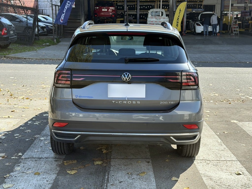 Volkswagen T-Cross 1.0 Tsi Comfortline At año 2024