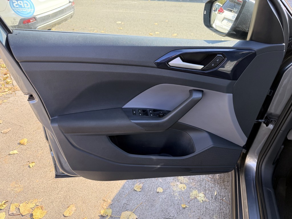 Volkswagen T-Cross 1.0 Tsi Comfortline At año 2024