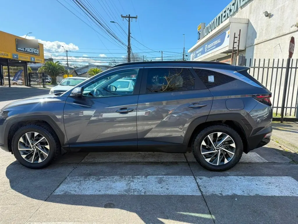 Hyundai Tucson 2.0 4x4 At año 2025