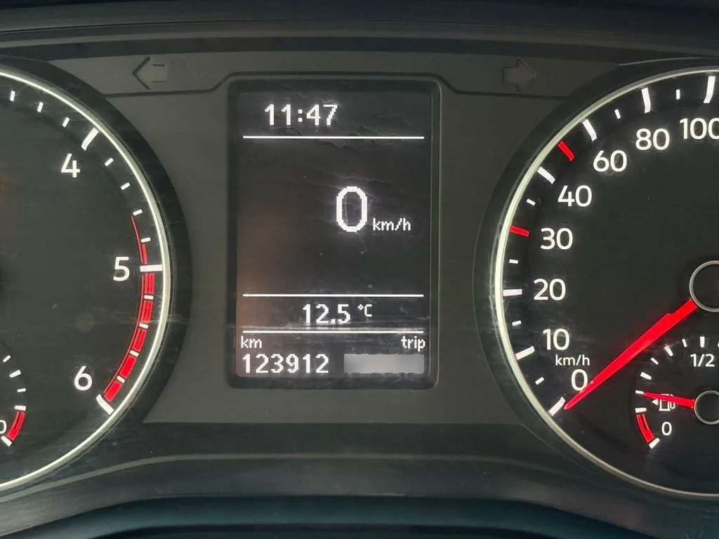 Volkswagen Amarok 2.0 Trendline 4x4 Mt año 2023