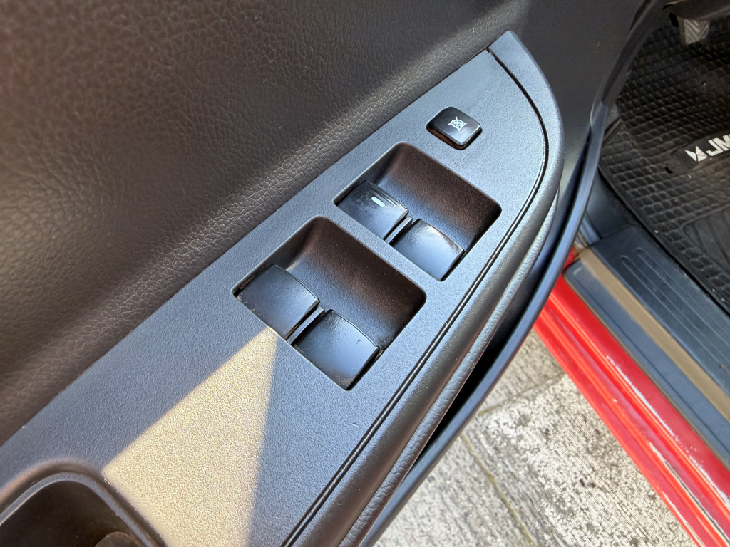 Mitsubishi L200 Katana Crt 4x4 2.4 año 2023