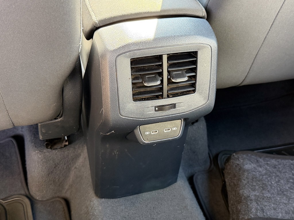 Volkswagen T-Cross 1.0 Tsi Comfortline At año 2024