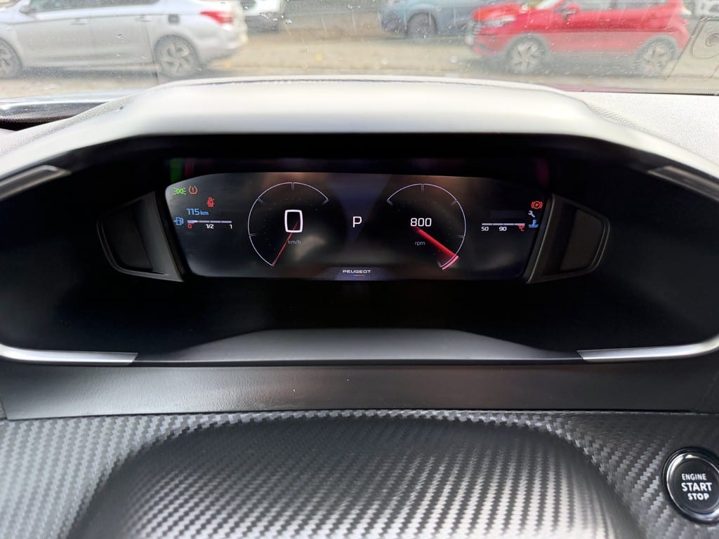 Peugeot 2008 1.5 Allure Pack Diesel At año 2025