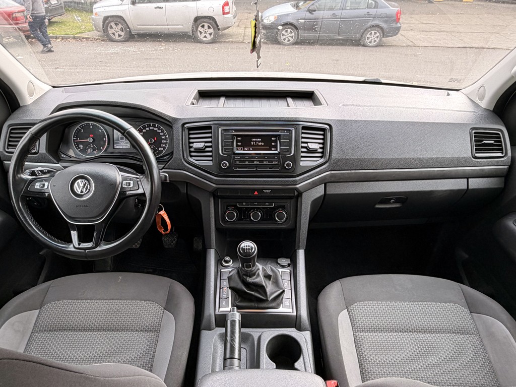 Volkswagen Amarok 2.0 Trendline 4x4 Mt año 2023