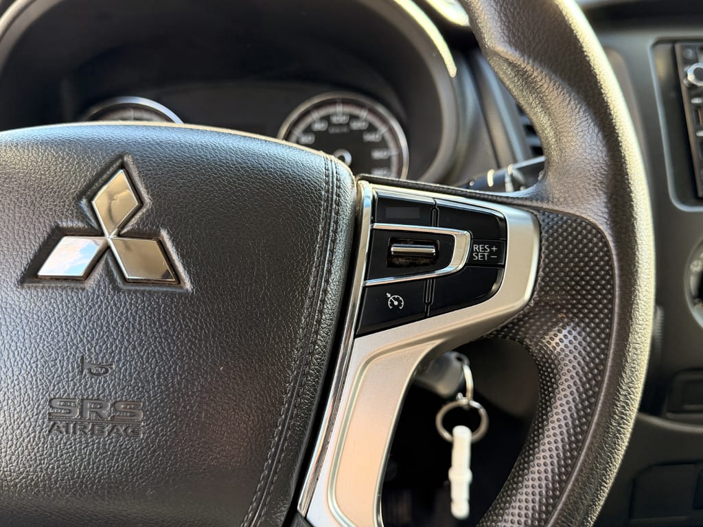 Mitsubishi L200 Katana Crt 4x4 2.4 año 2023