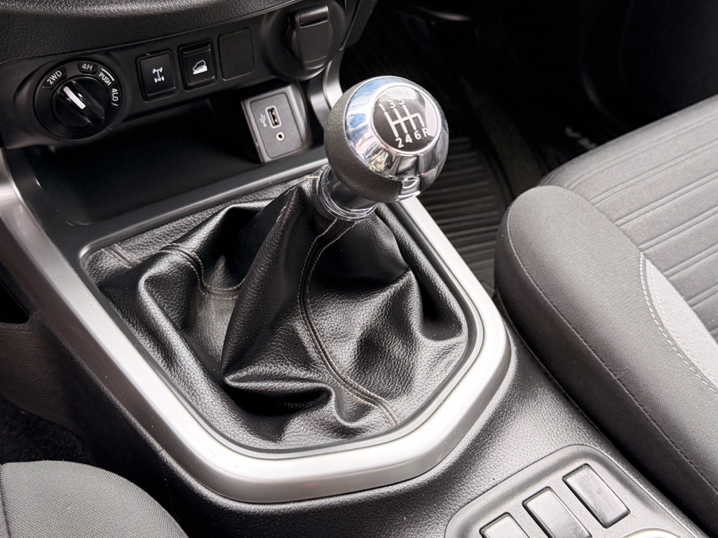Nissan Navara Navara 2.3 Xe 4x4 año 2022