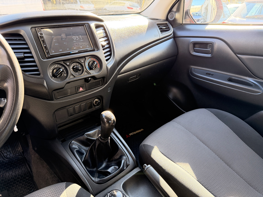 Mitsubishi L200 Katana Crt 4x4 2.4 año 2023