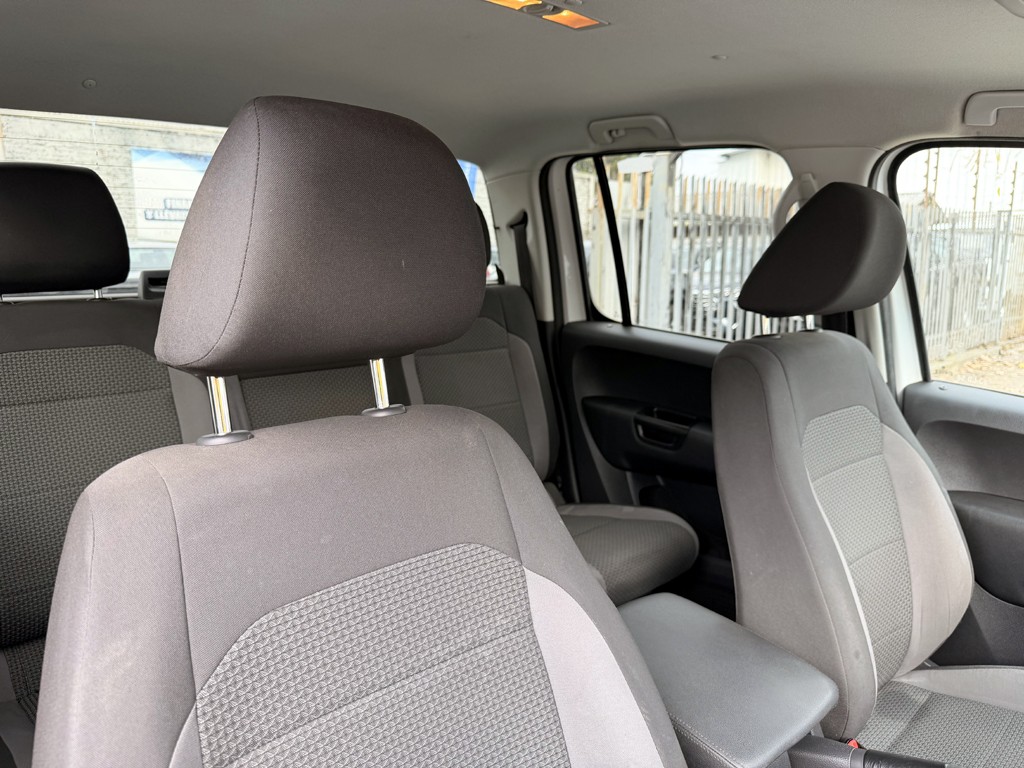 Volkswagen Amarok 2.0 Trendline 4x4 Mt año 2023