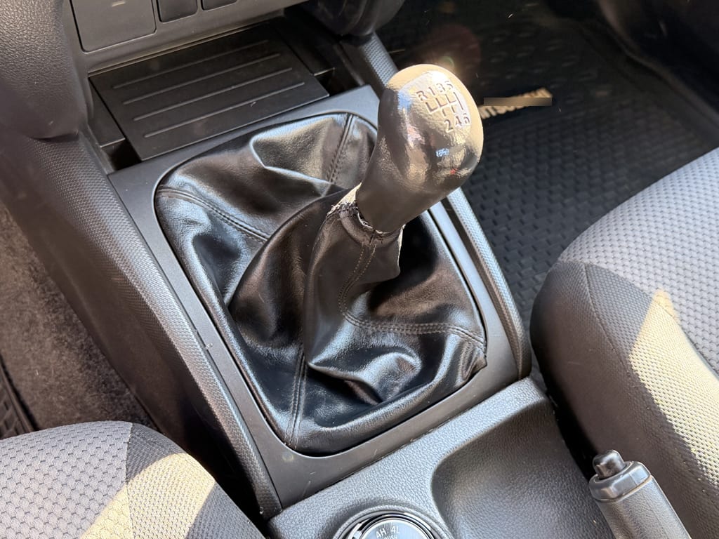 Mitsubishi L200 Katana Crt 4x4 2.4 año 2023
