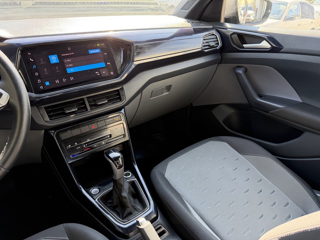 Volkswagen T-Cross 1.0 Tsi Comfortline At año 2024