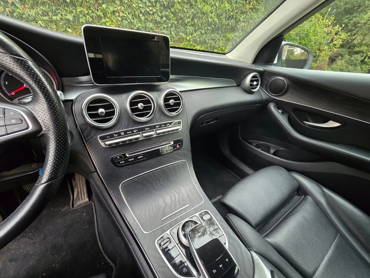 MERCEDES BENZ GLC 220 2.1 D At 4x4 Diesel año 2020