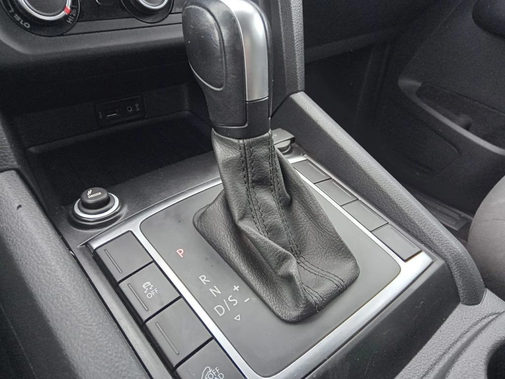 Volkswagen Amarok Comfortline 2.0 At año 2022
