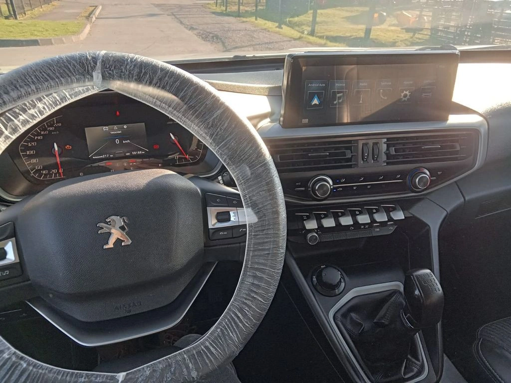 Peugeot Landtrek Landtrek año 2023