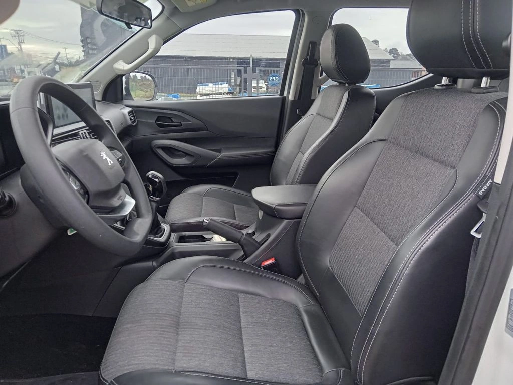 Peugeot Landtrek Landtrek año 2023