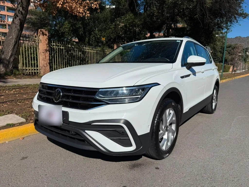 Volkswagen Tiguan 1.4 Tsi Comfortline 7 Asientos año 2024