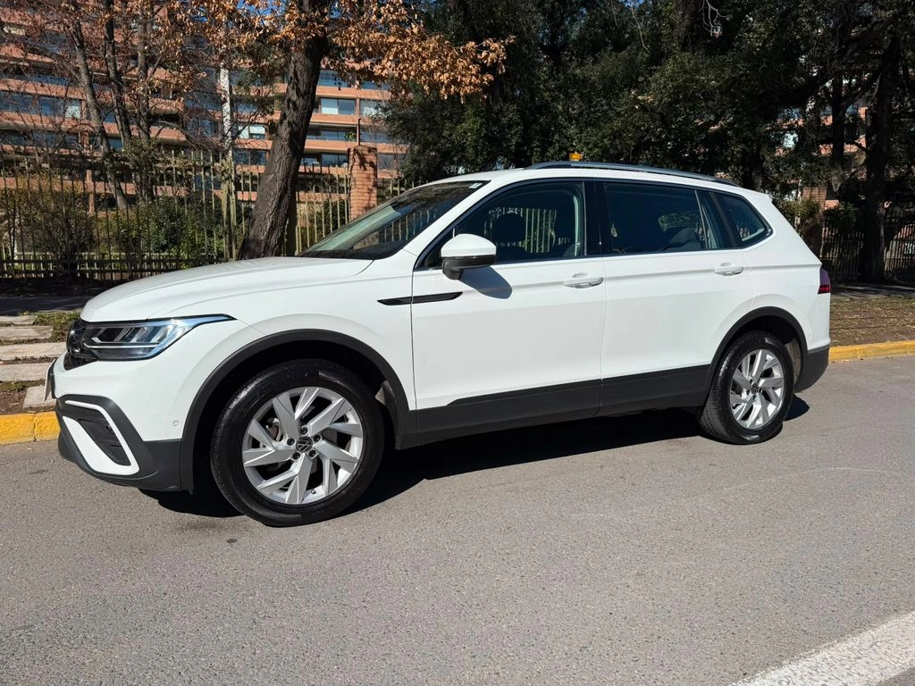 Volkswagen Tiguan 1.4 Tsi Comfortline 7 Asientos año 2024