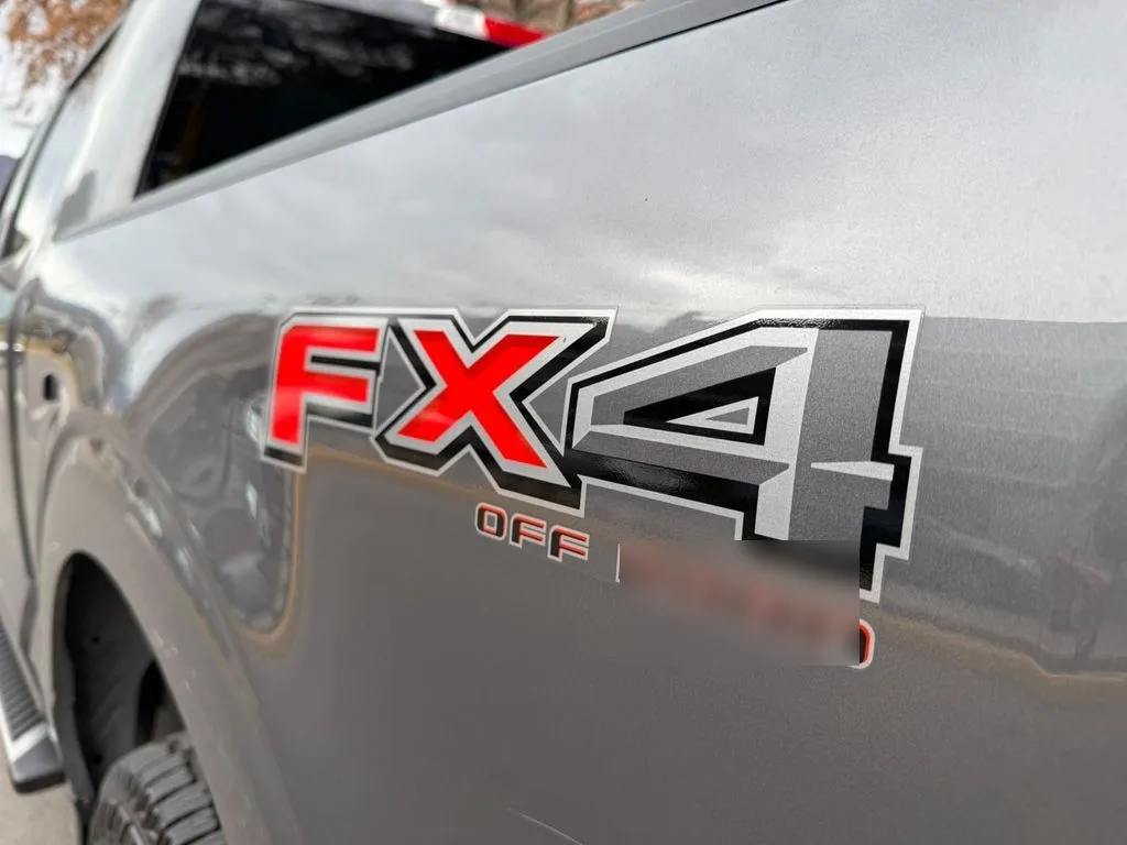 Ford F-150 5.0 Xlt Cc Dob. Cab. 4x4 At año 2023