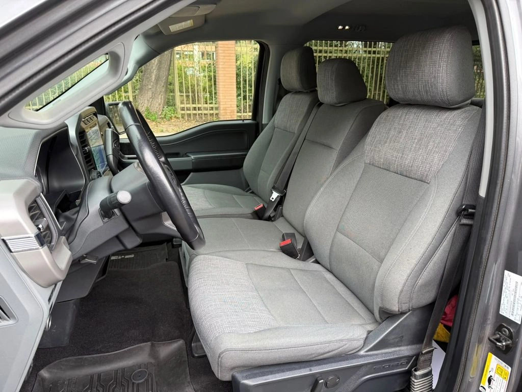 Ford F-150 5.0 Xlt Cc Dob. Cab. 4x4 At año 2023
